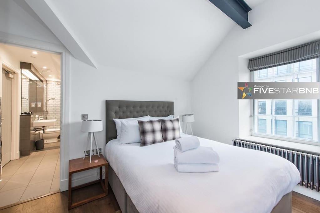Cool Urban Apartment With Stunning Castle Views 에든버러 외부 사진